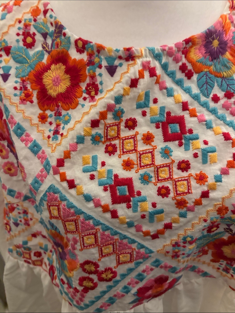 Savanna Jane White Tunic with Multicolor Floral Embroidery - Picture 3 of 6